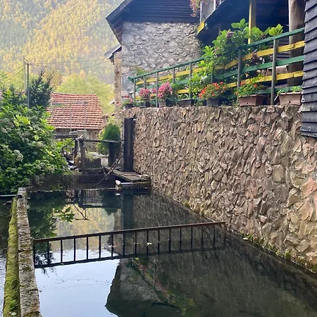 度假居 Etno House Stari Mlin 科尼茨